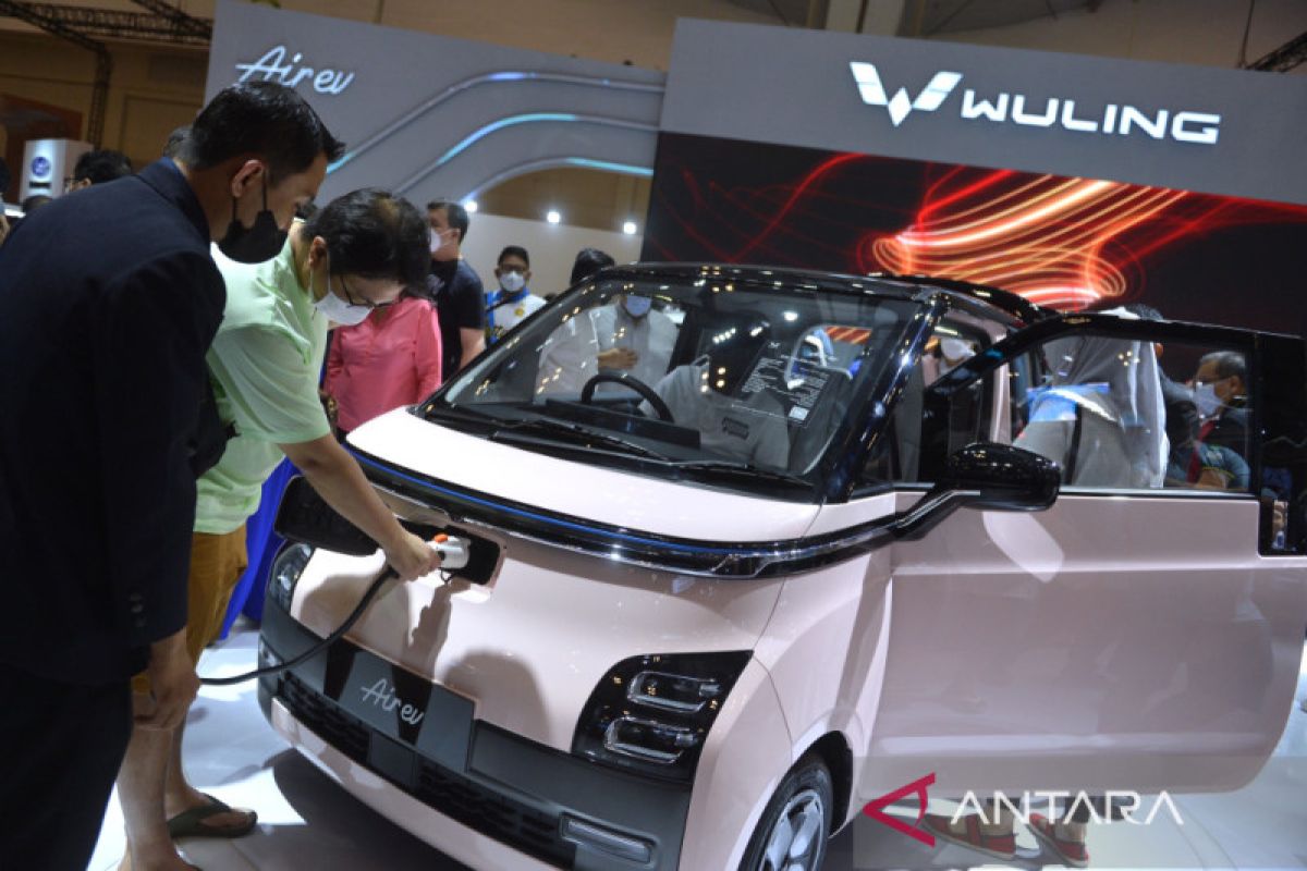 Wuling kenalkan mobil listrik Air ev di GIIAS 2022