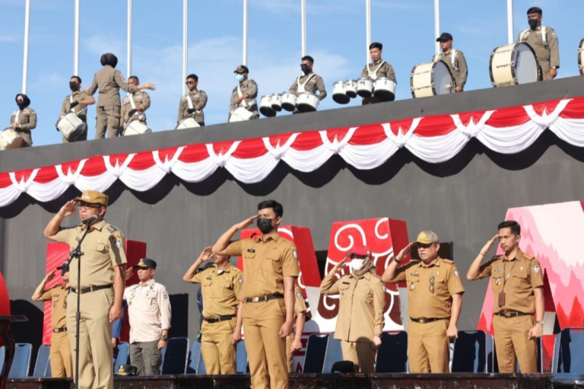 Pemkot Makassar siapkan 77 bendera Merah Putih di Anjungan Losari