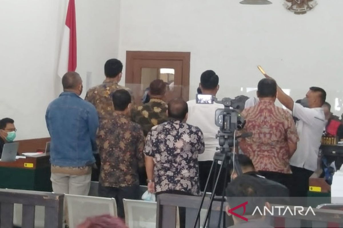 Saksi KPK ungkap modus auditor BPK minta uang ke pegawai Pemkab Bogor