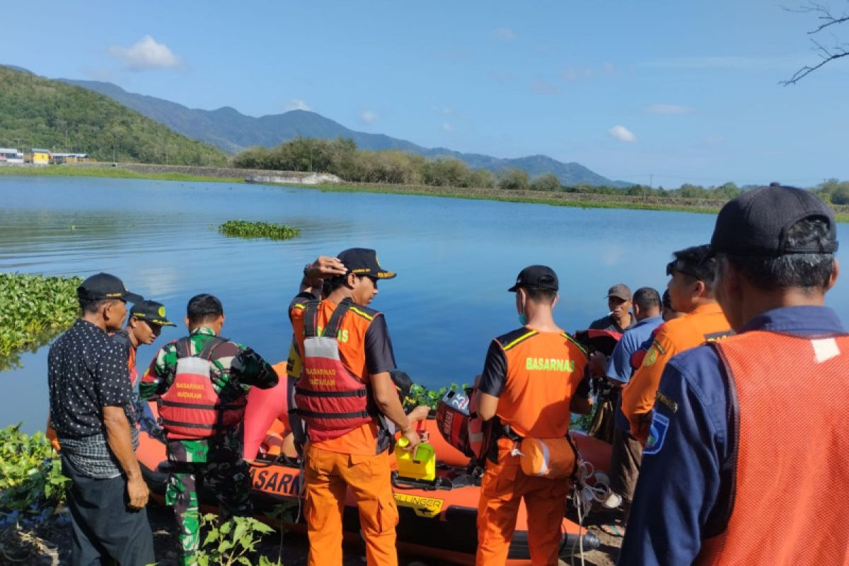 Niat mencari ikan di Bendungan Pengga, seorang warga ditemukan tewas tersangkut jaring