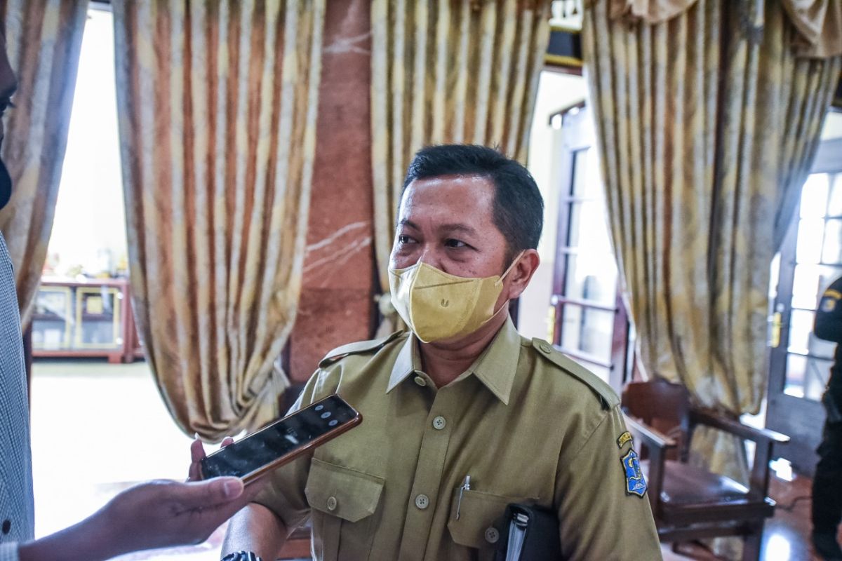 Dinkopdag: Pasokan kebutuhan bahan pokok di Kota Surabaya aman