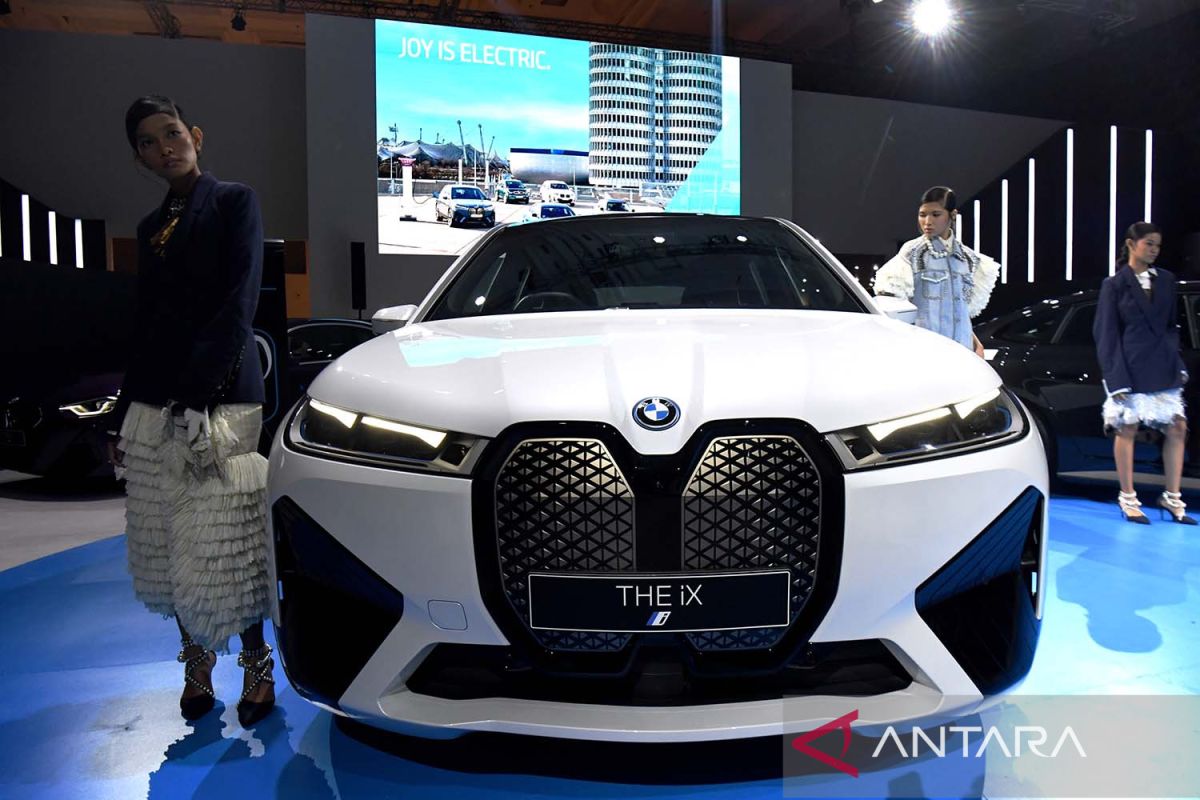 Inilah Deretan Mobil Listrik Yang Jadi Bintang Pameran Otomotif GIIAS ...