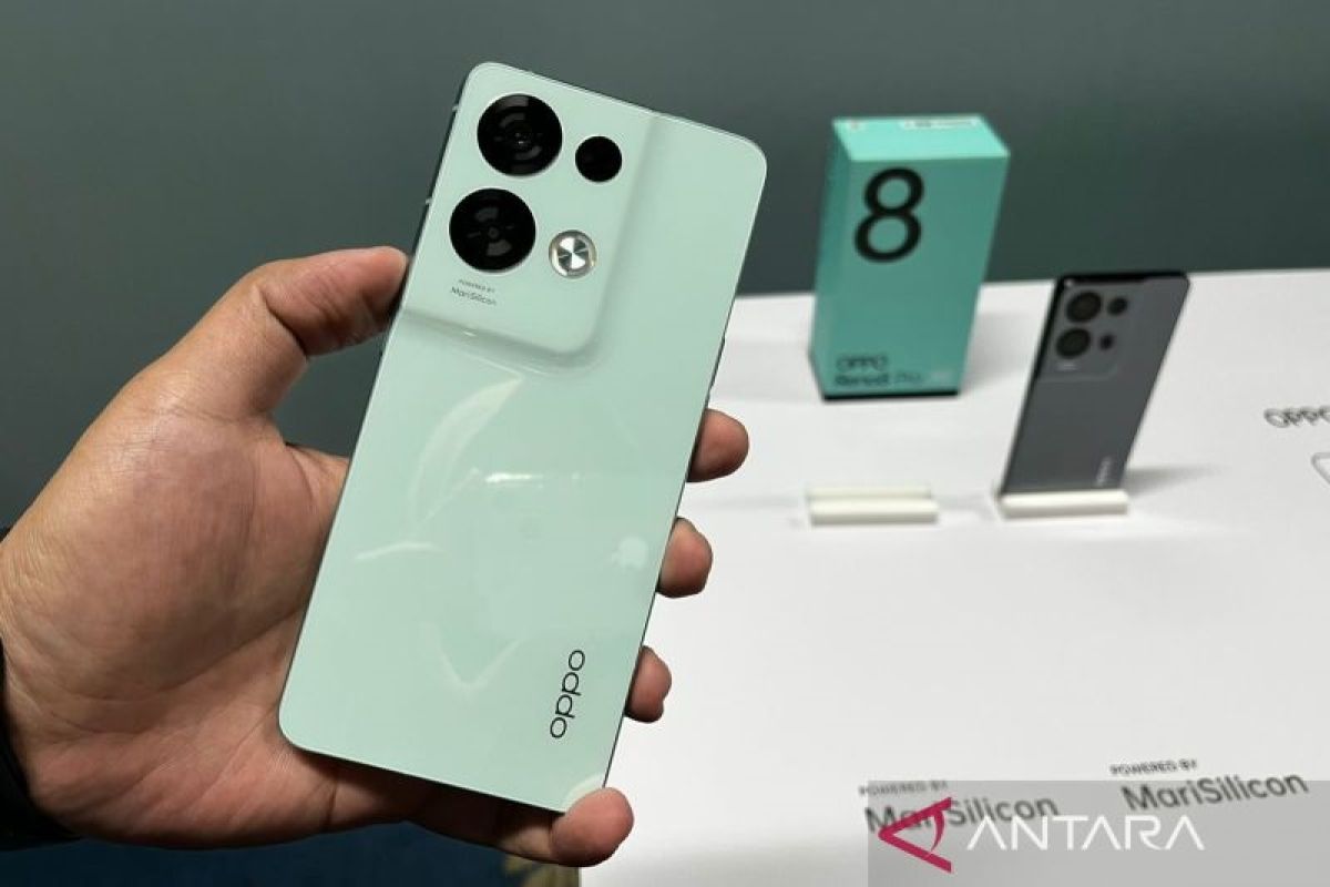 Ponsel Oppo Reno8 dan Reno8 5G resmi dipasarkan di Indonesia