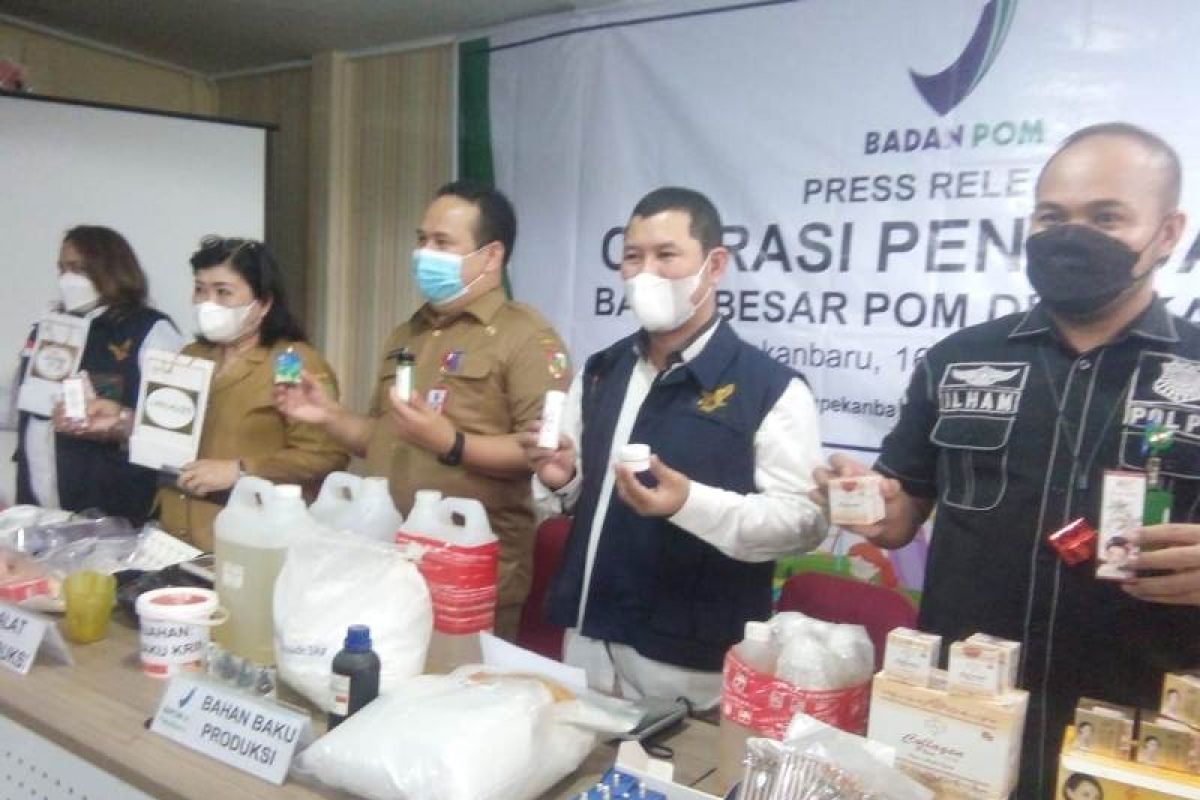 BBPOM Pekanbaru menemukan kosmetik ilegal senilai Rp1,5 miliar