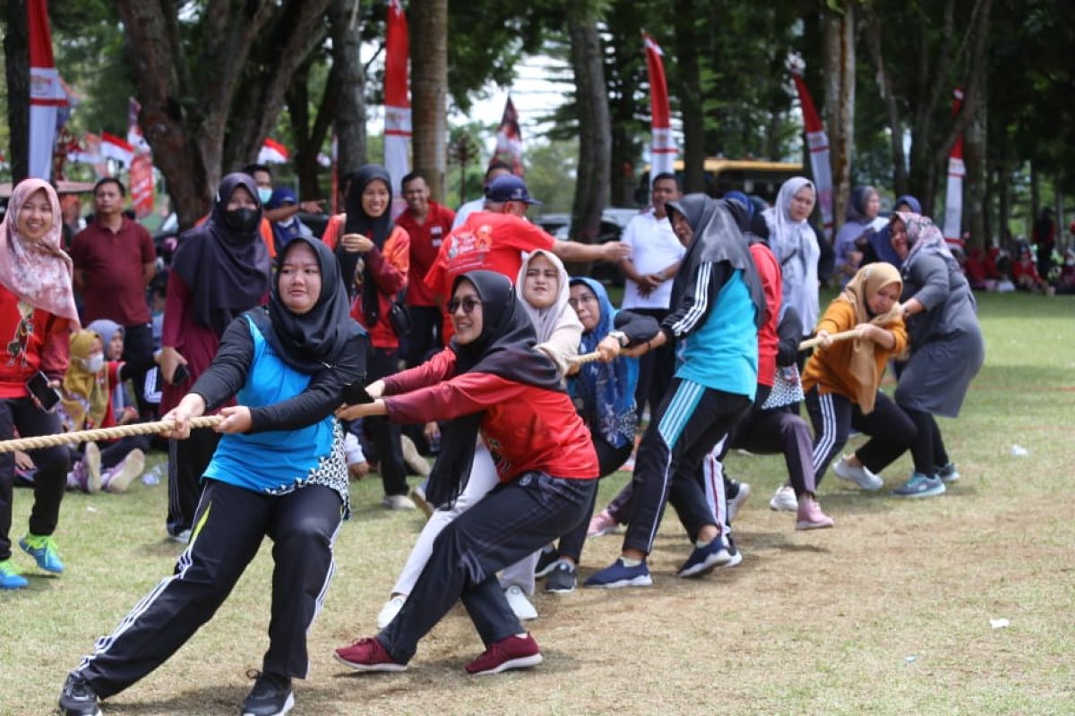 Pemkab Lampung Barat gelar lomba dalam rangka HUT RI KE-77