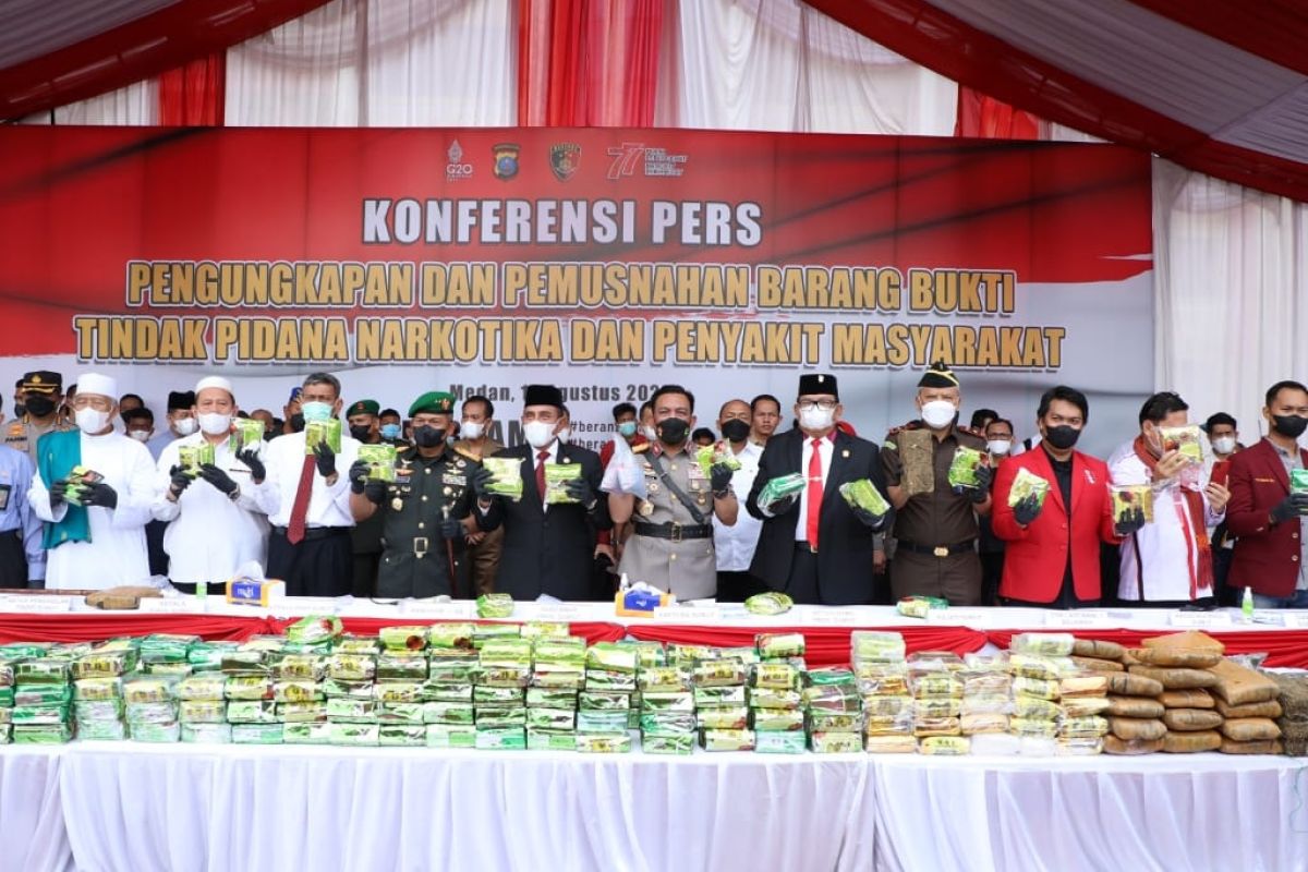 Polda Sumut musnahkan 253 kg sabu