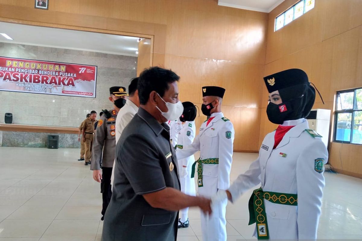 Bupati Belitung kukuhkan 32 anggota Paskibraka