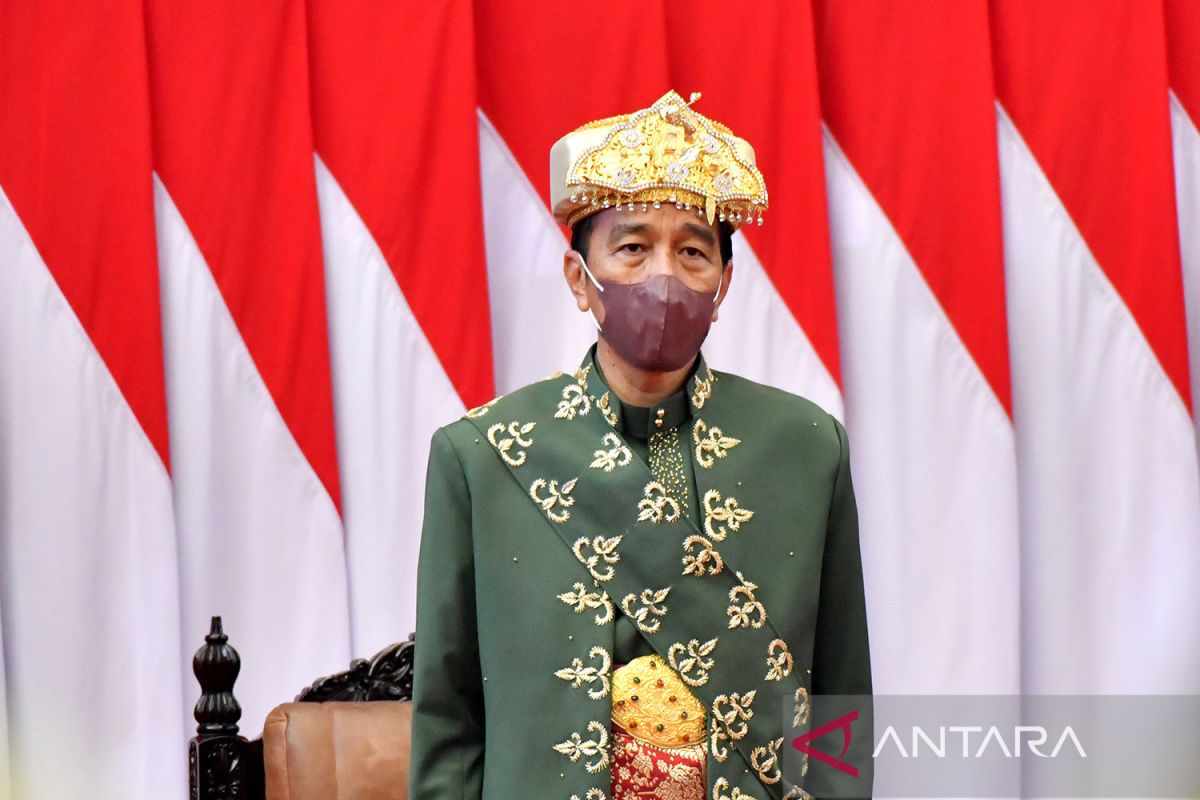 Presiden Jokowi tegaskan perlindungan hukum rakyat harus terus diperkuat