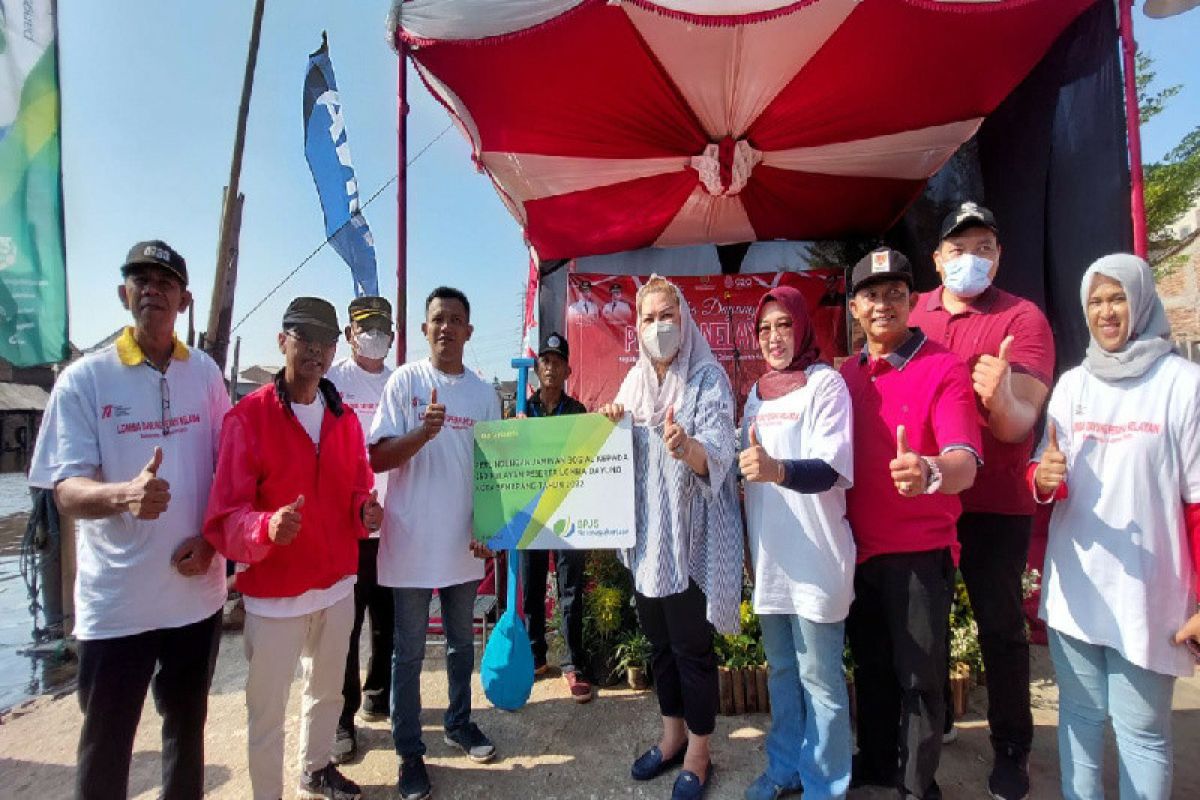 BPJAMSOSTEK lindungi peserta Lomba Dayung Perahu Nelayan Semarang