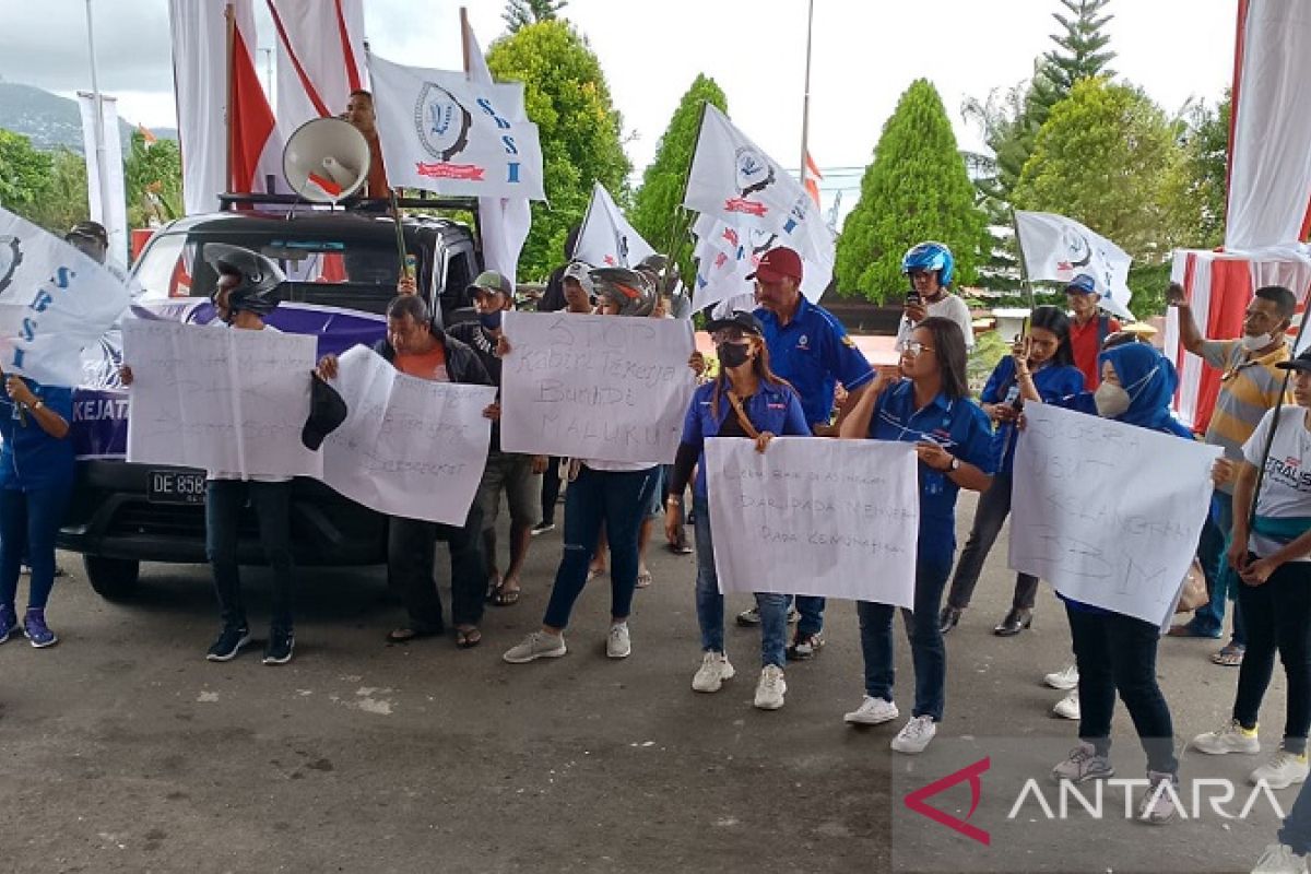 KSBSI Maluku akui ada perusahaan larang pekerja masuk organisasi buruh