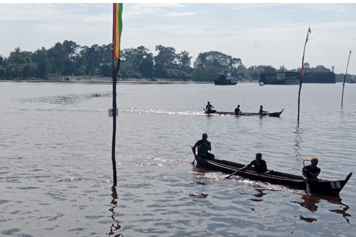 Ada lomba dayung tradisional peringati HUT RI di Siak