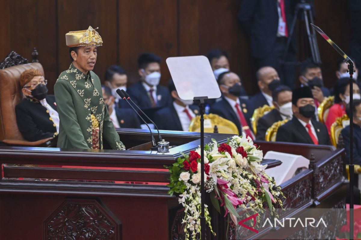 Indonesia to become competitive producer in green products: Jokowi