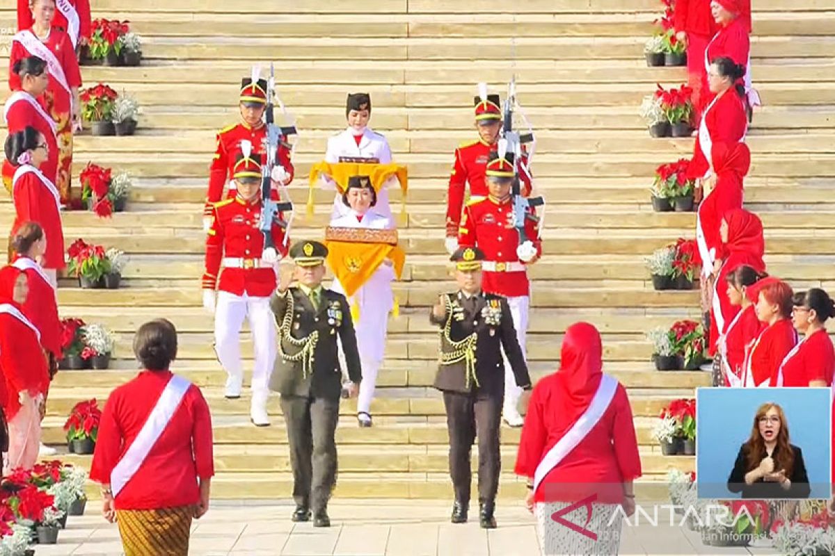 Rayakan HUT RI, pasukan kebaya Pertiwi Indonesia iringi kirab budaya