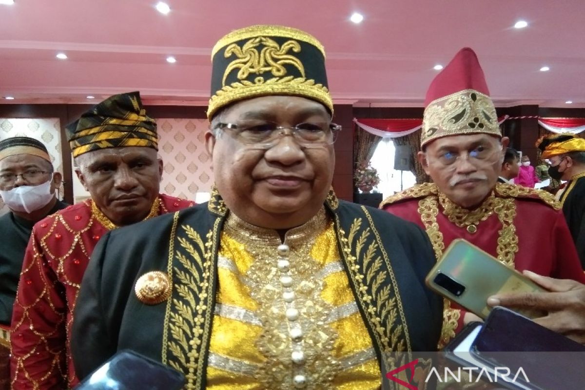 Gubernur Sulawesi Tenggara bangga Presiden kenakan baju adat Buton saat HUT RI