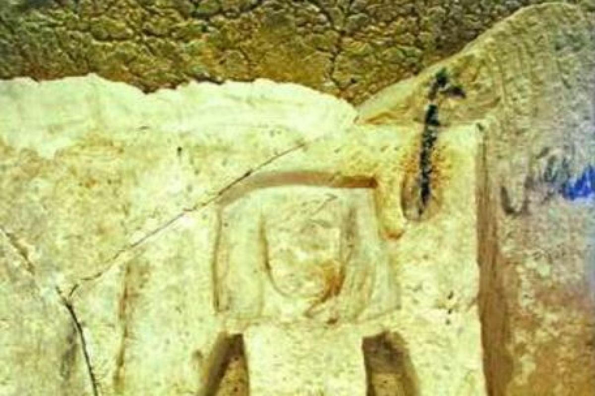 Israel temukan ratusan dadu tulang buku jari berusia 2.300 tahun