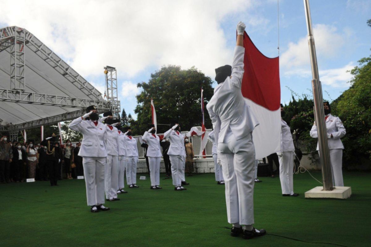 Konjen bangga pekerja migran Indonesia di HK jadi paskibra