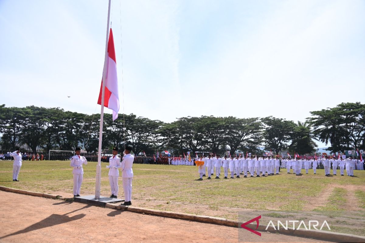 Upacara HUT ke-77 RI di Kota Padang Sidempuan berjalan sukses