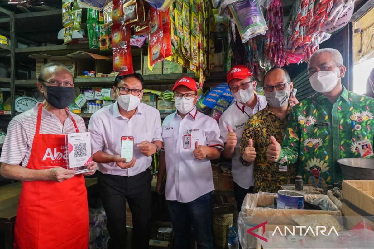 Bank DKI terapkan digitalisasi pedagang di Pasar Kebayoran Lama