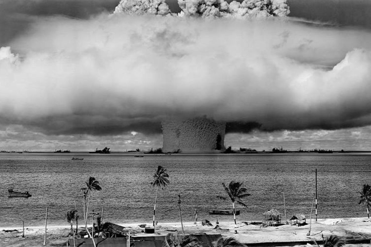 Harry Truman, bom atom, dan ancaman gila perang nuklir