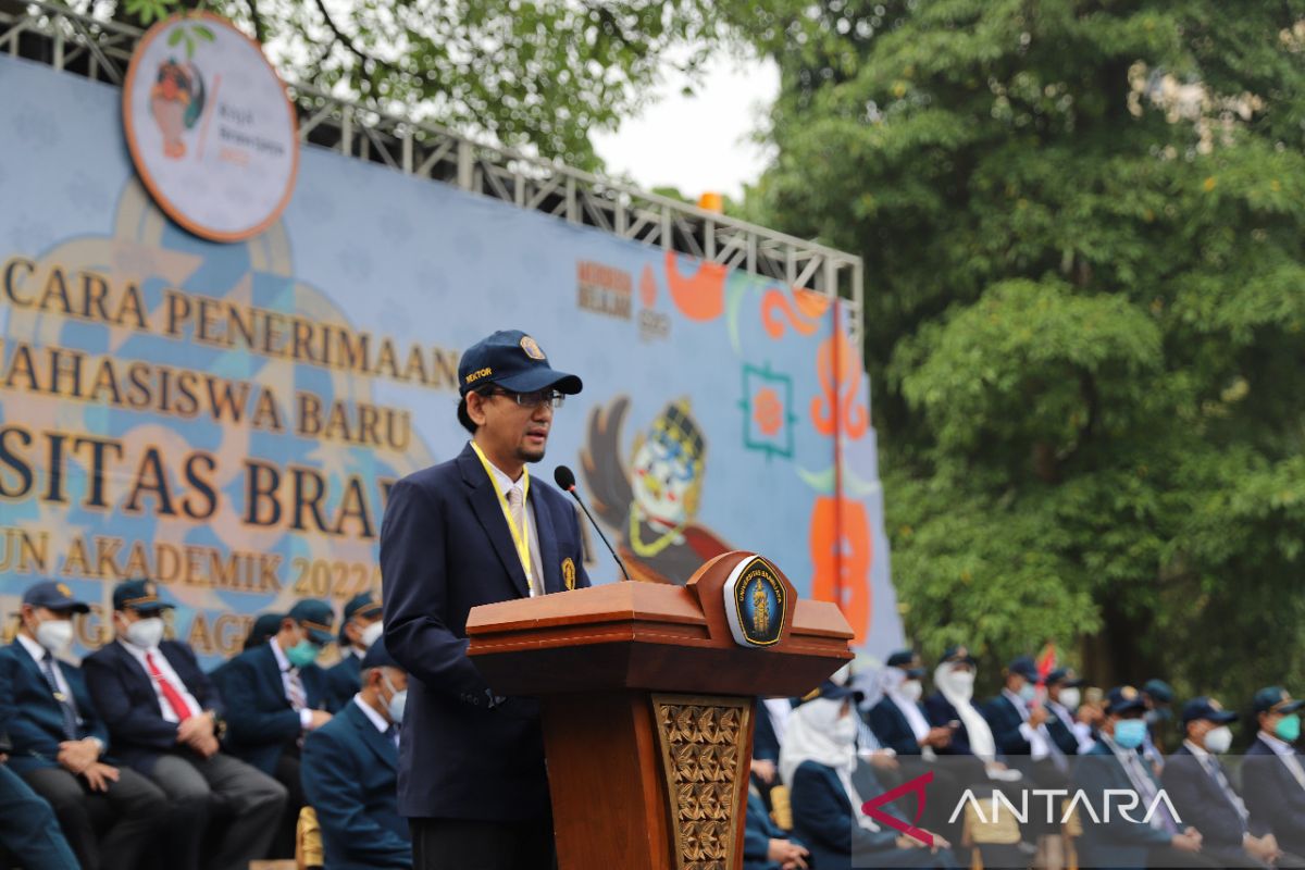 Universitas Brawijaya siapkan 144 operator PKKMB daring