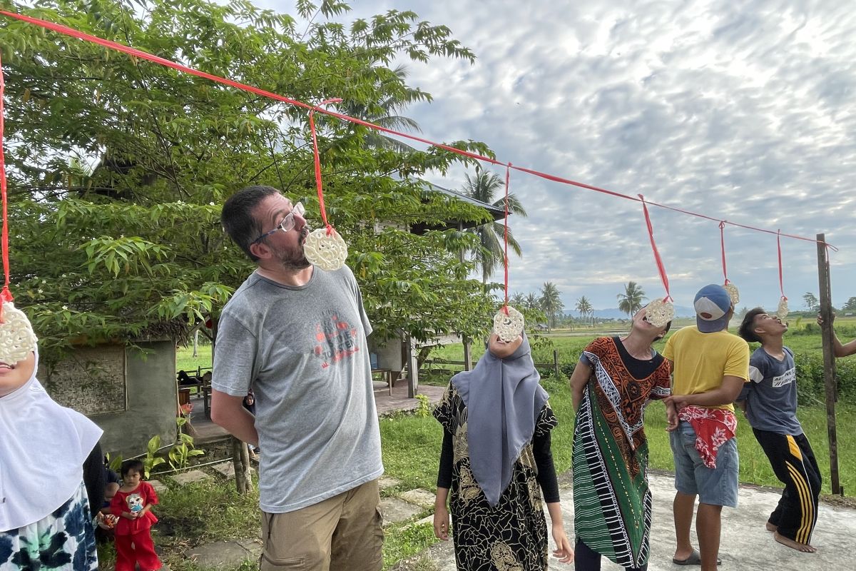 Wisatawan asing meriahkan HUT RI di Gorontalo