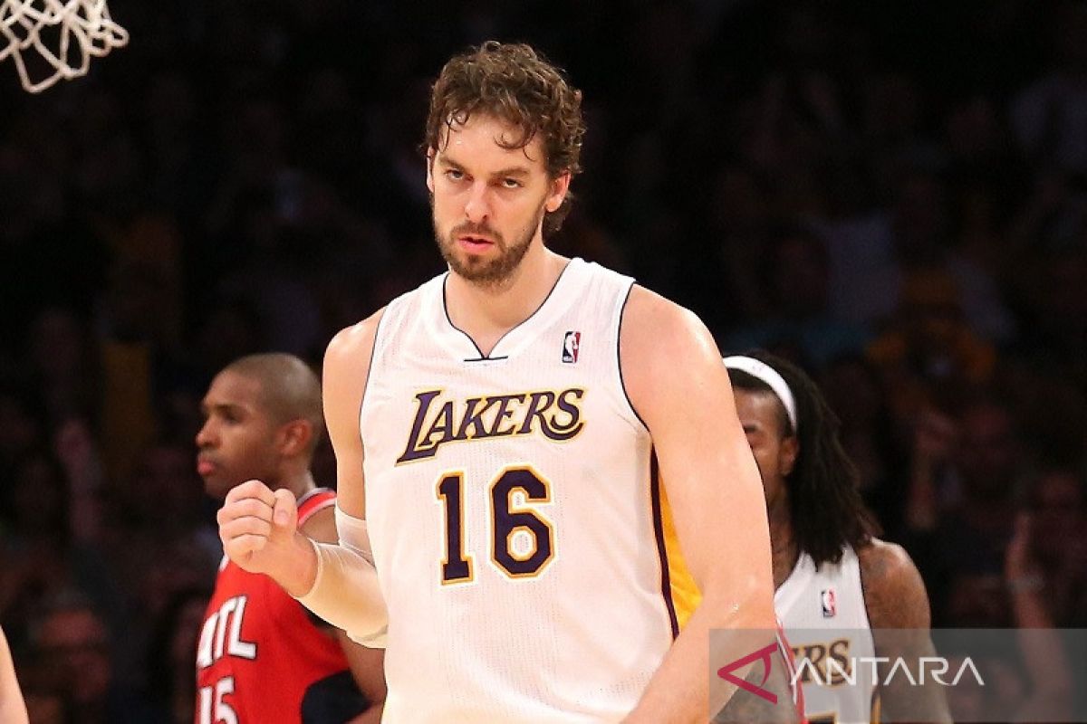 Lakers bakal pensiunkan nomor punggung 16 milik Pau Gasol