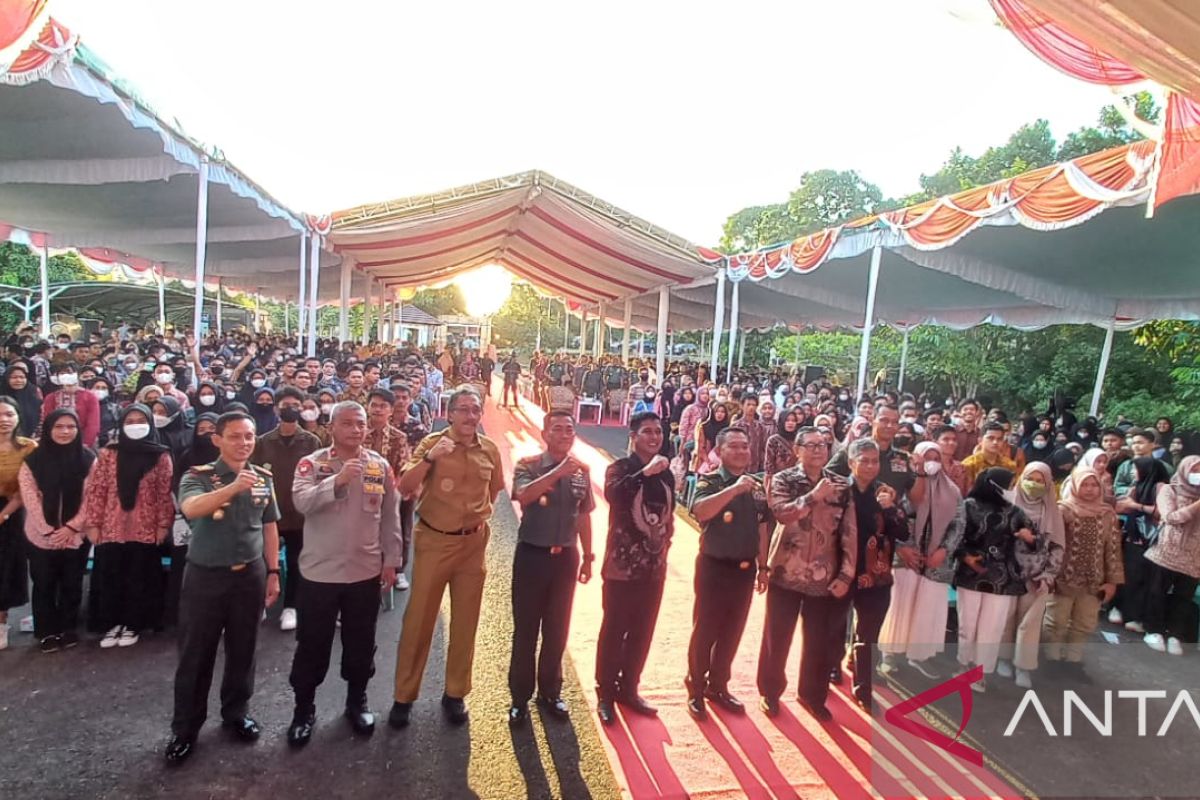 Ratusan mahasiswa optimis terima kuliah umum kebangsaan dari Jenderal TNI AD