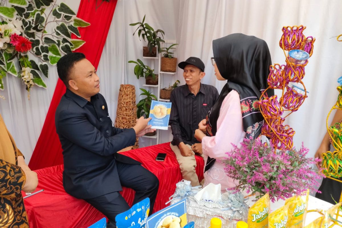 Puluhan IKM pasarkan produk di Bantaeng Craft Exhibition 2022