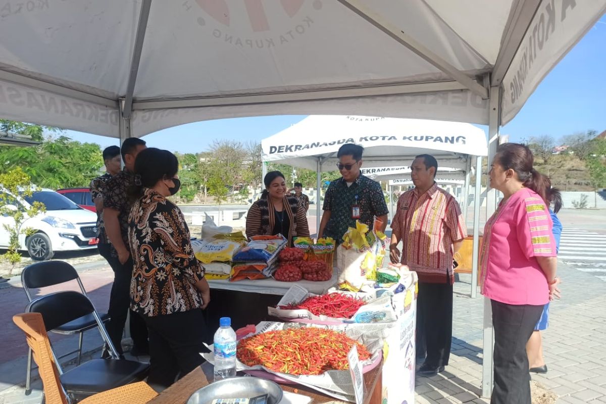 TPID Kota Kupang menggelar pasar murah