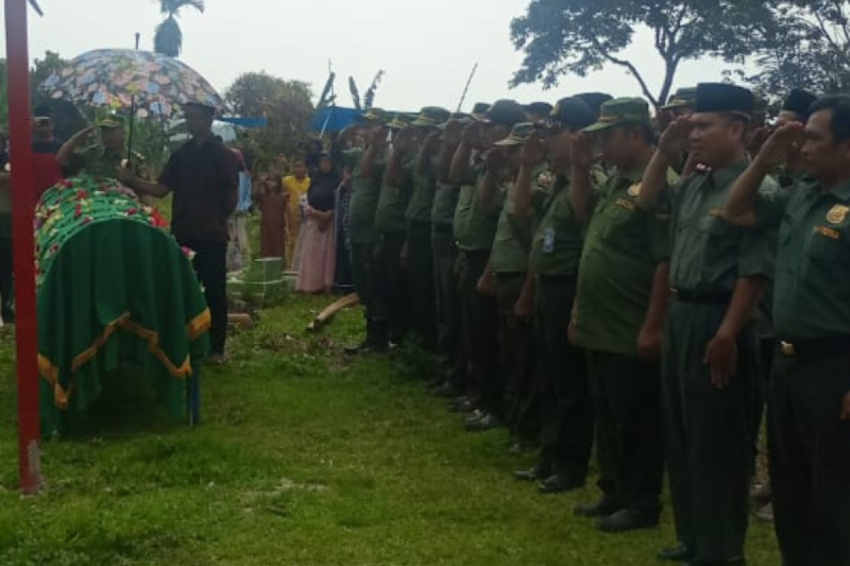 Polhut meninggal saat patroli di TNKS telah dimakamkan