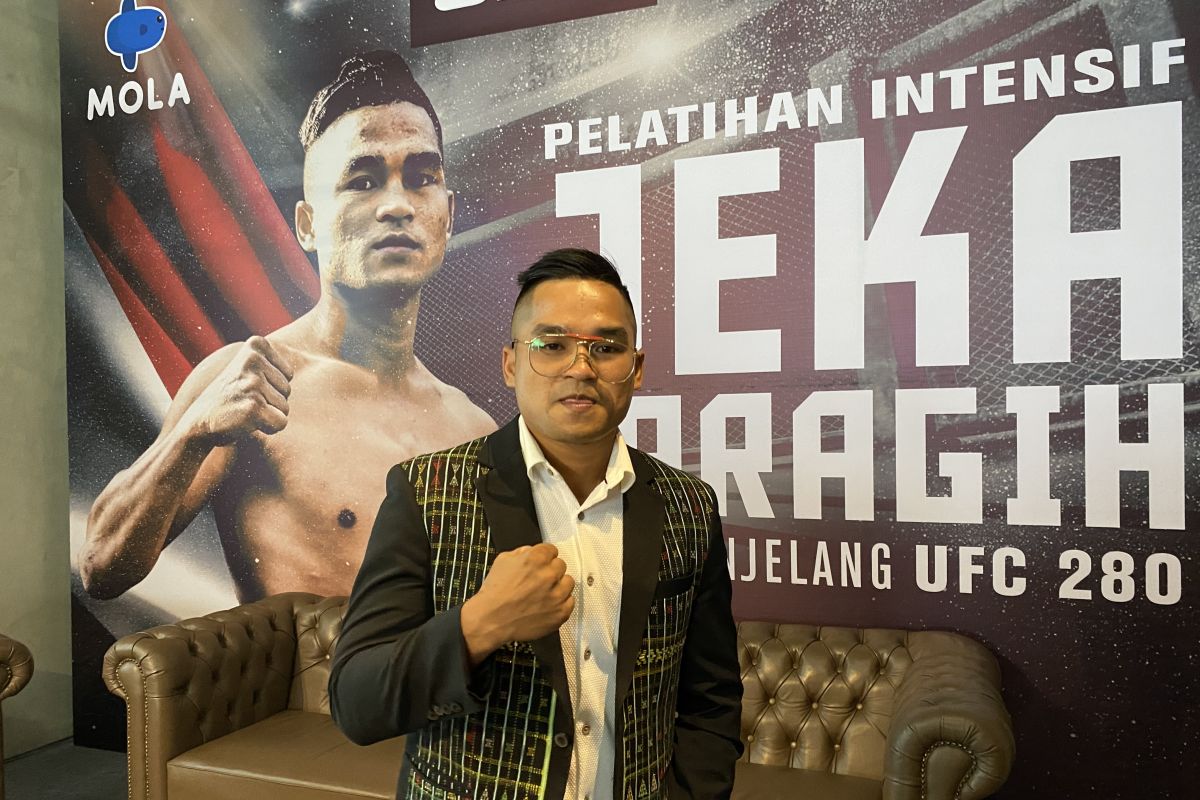 Jeka Saragih ukir sejarah dengan raih kemenangan pada debutnya di UFC