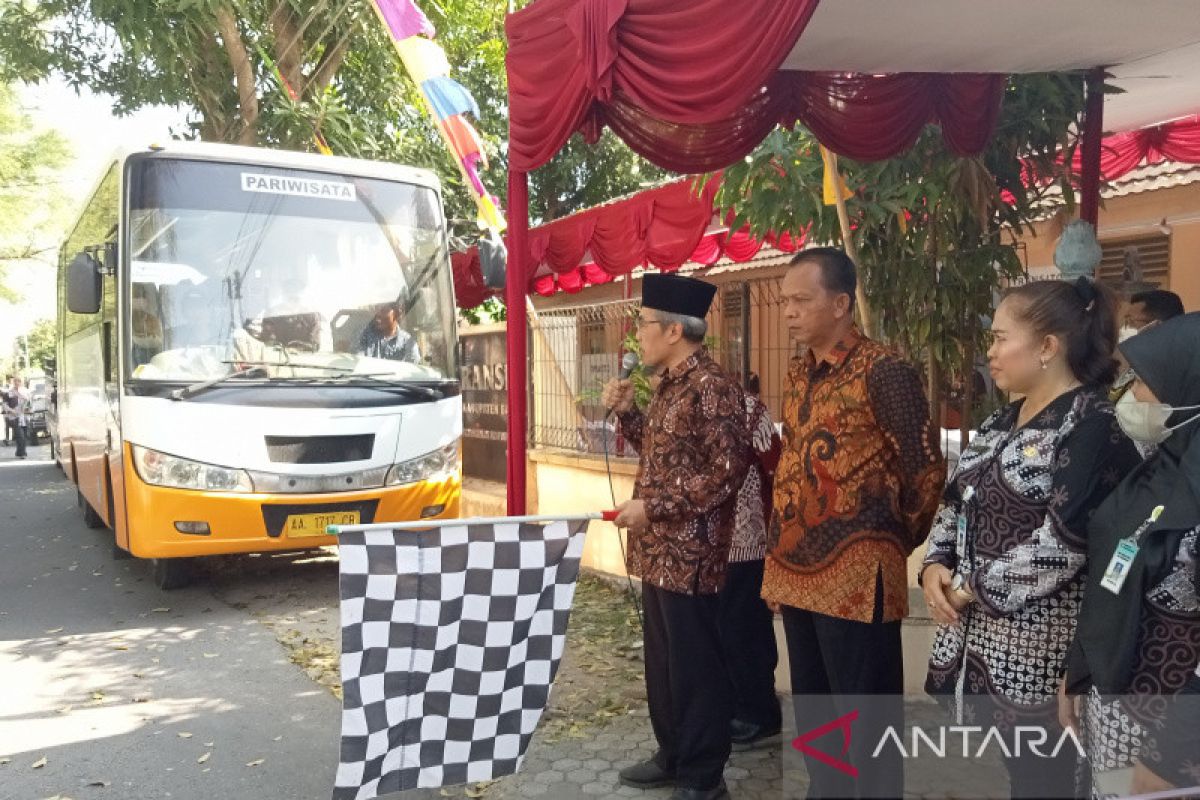 Bantul berangkatkan transmigran dukung pengembangan pusat ekonomi