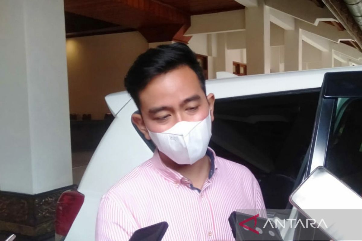 Positif COVID lagi, Gibran jalani isolasi mandiri