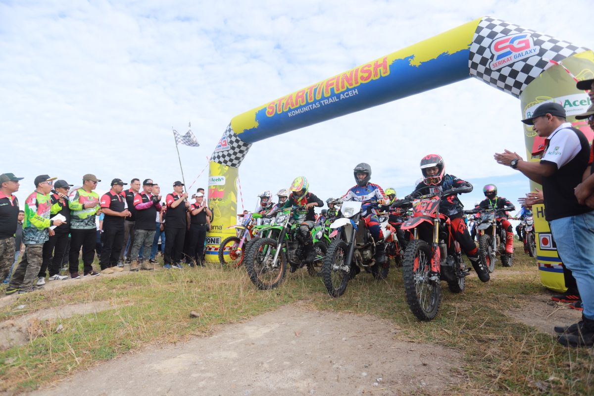 Sebanyak 490 peserta  andilbagian Trabas Merdeka Fun Adventure