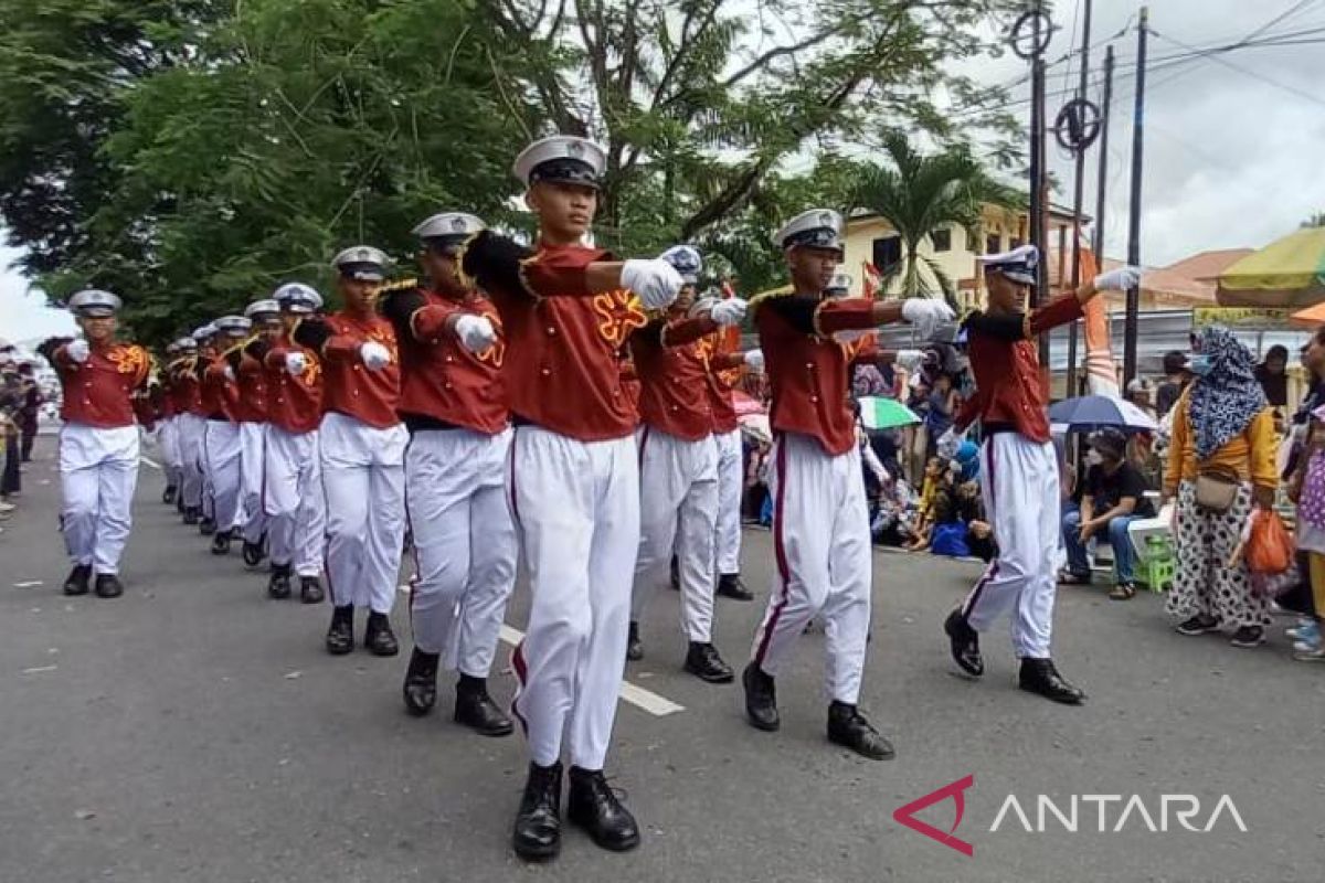 Sekda Babel: Peserta lomba karnaval HUT ke-77 RI luar biasa