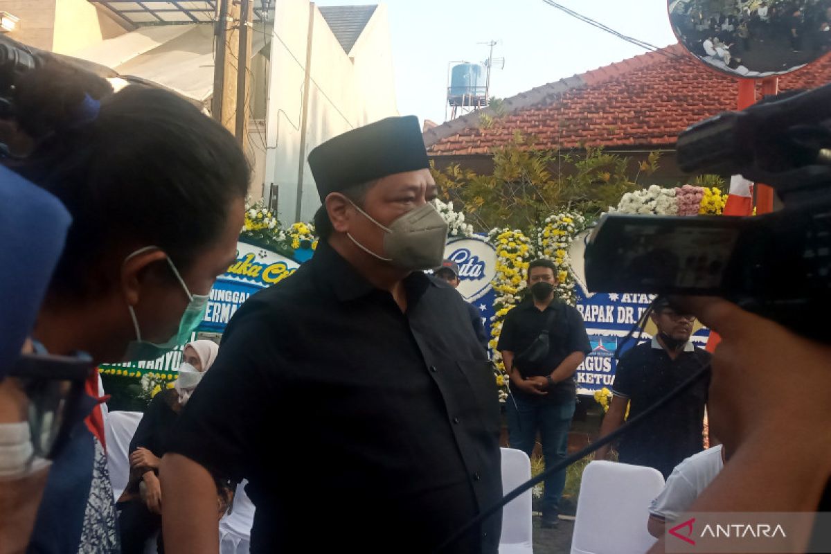 Airlangga kenang Hermanto Dardak sebagai sosok bersahaja