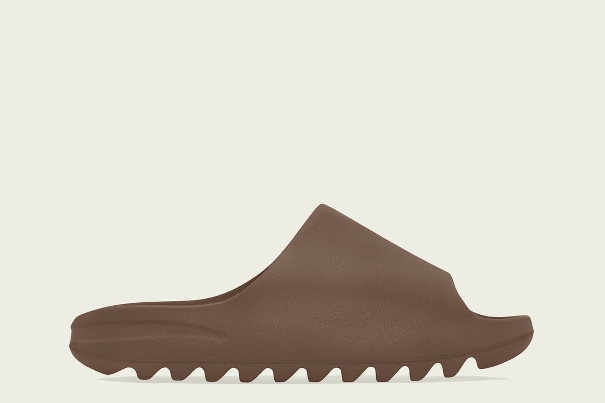 adidas + YEEZY luncurkan YEEZY SLIDE Flax