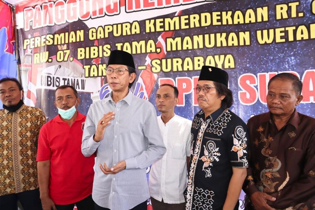 Ketua DPRD Surabaya tekankan pentingnya gotong royong di perkampungan