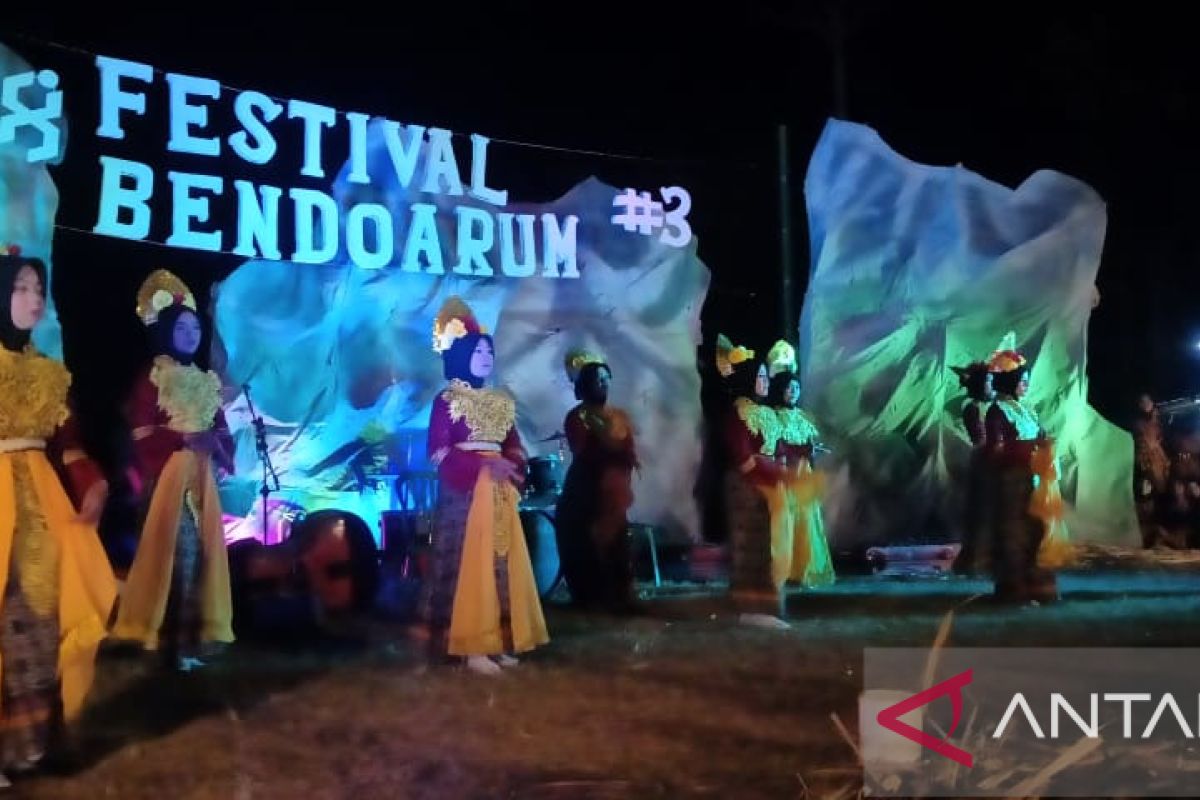 Festival Bendoarum, pesta warga desa di Bondowoso