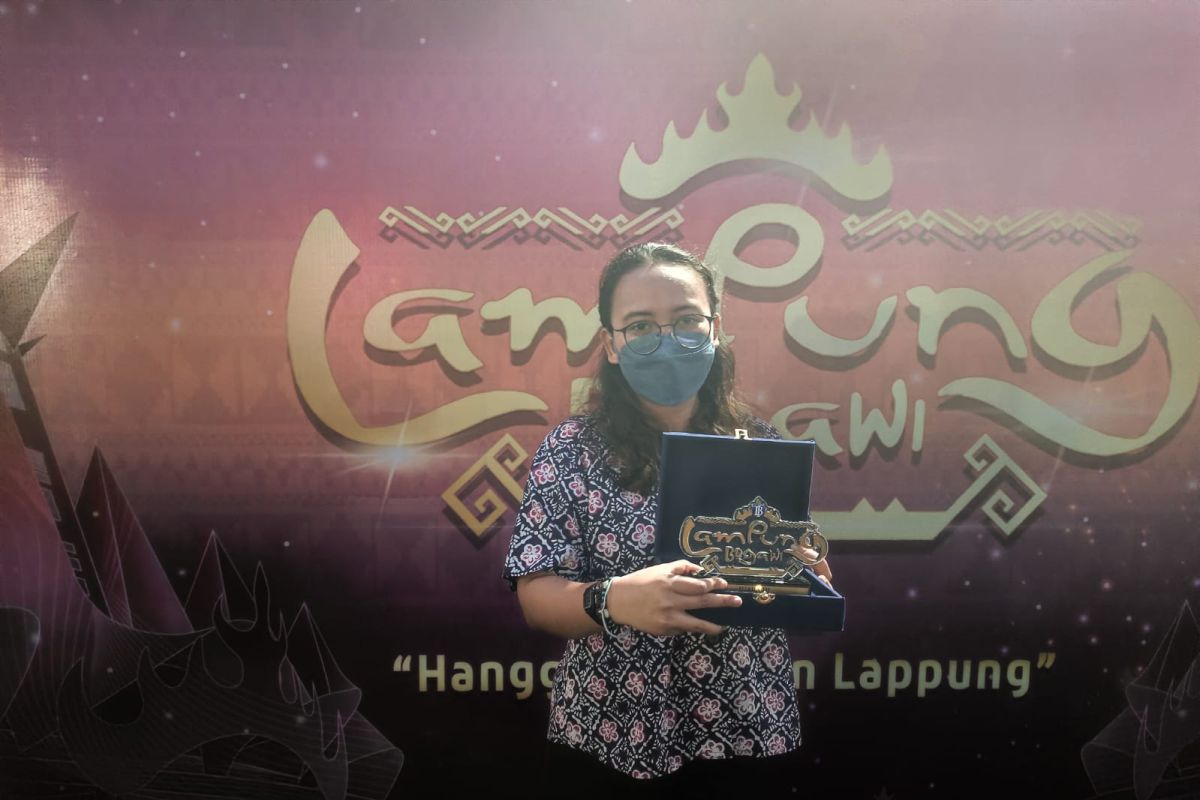 Wartawan Antara Lampung juara tiga lomba "Story and photo behind the product"