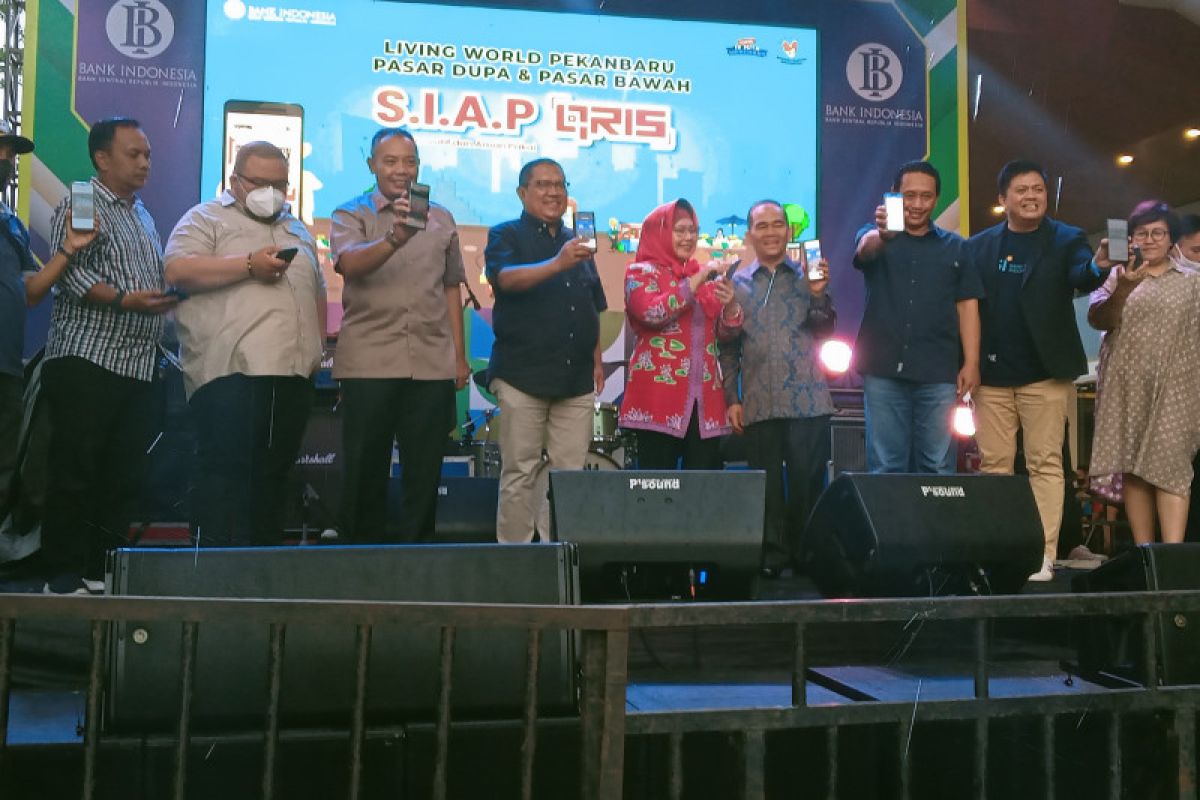 Targetkan 358 ribu, Pekanbaru luncurkan penggunaan QRIS