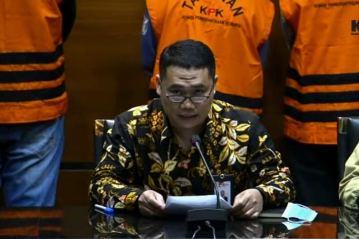 KPK menjelaskan kronologi tangkap tangan Rektor Unila dan kawan-kawan