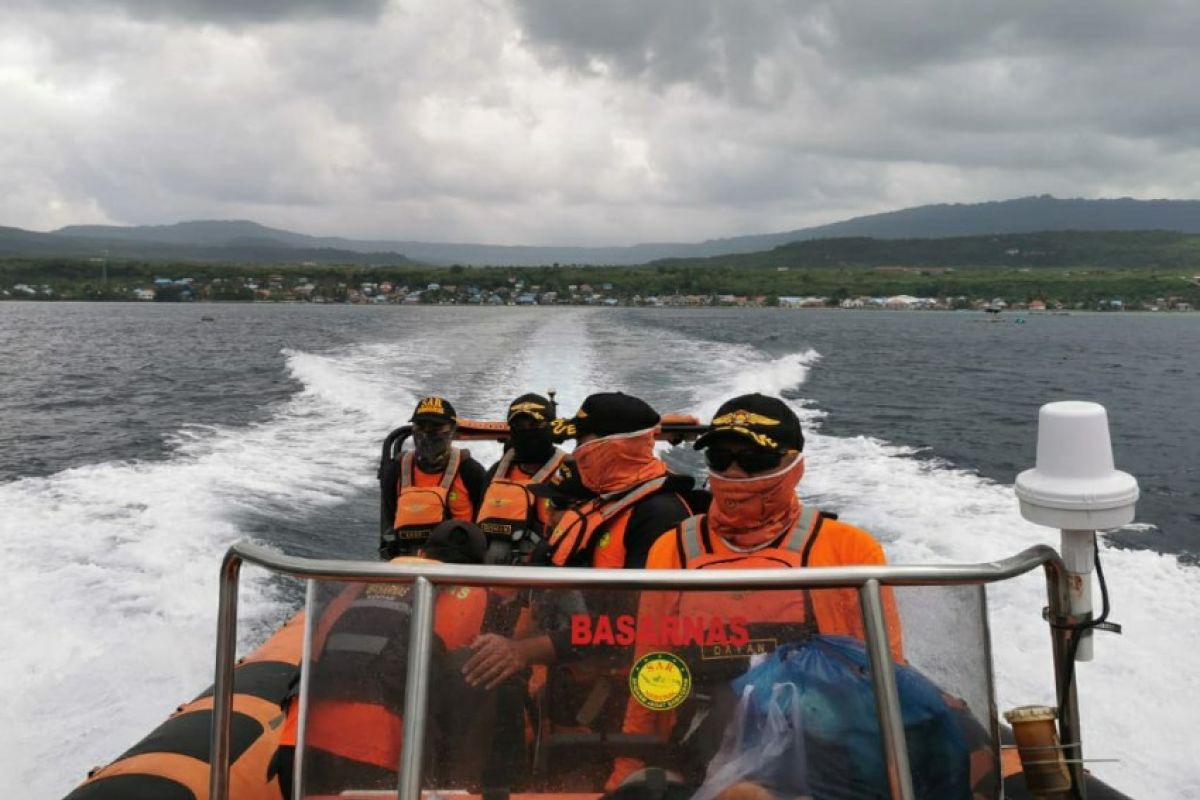 Basarnas sebut Nelayan hilang di perairan Buton Selatan ditemukan selamat
