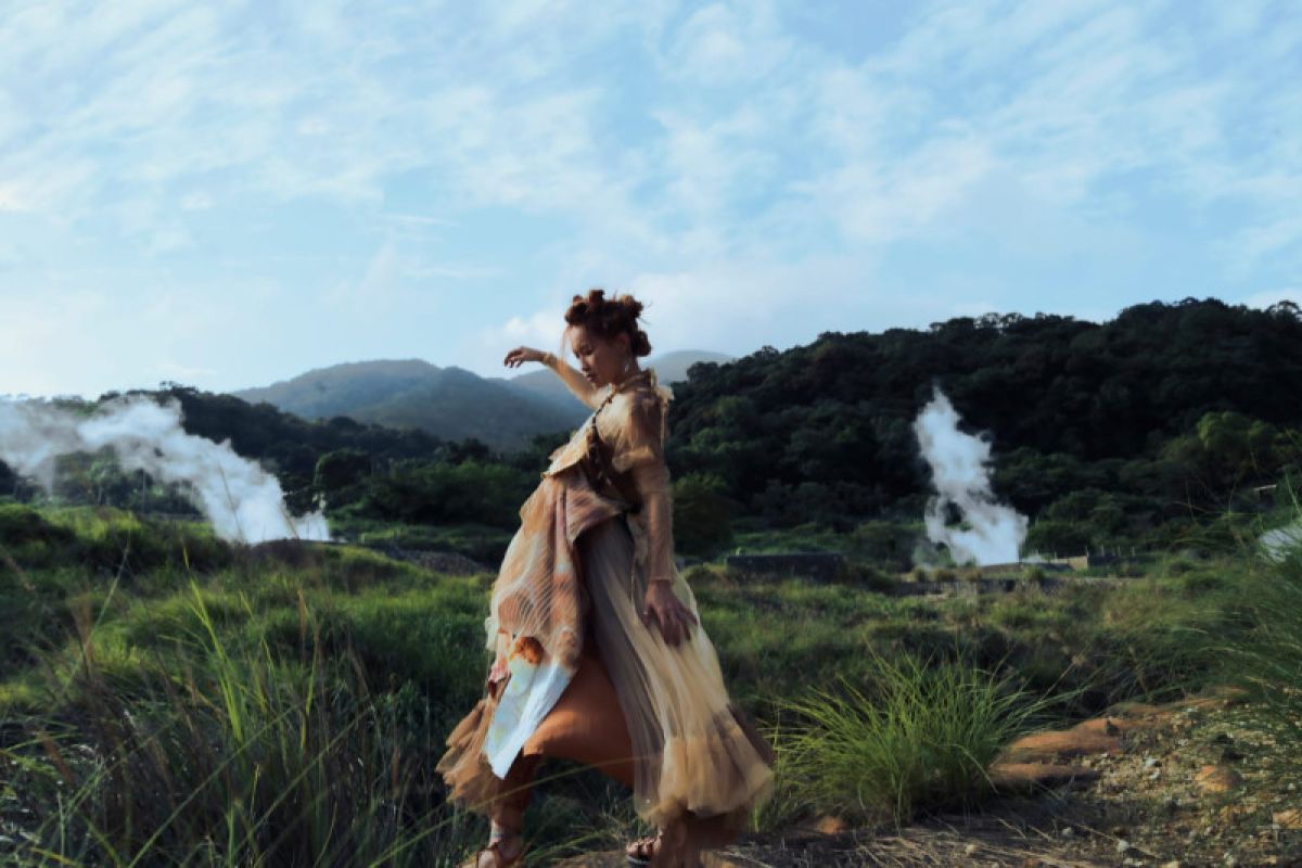 Solois Taiwan LUCY rilis album debut bernuansa kontemplatif