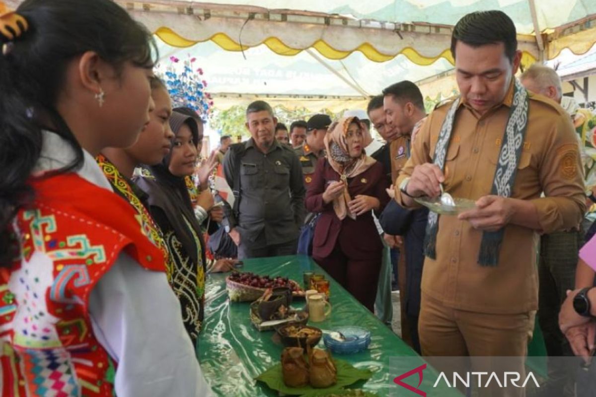 Digelar di perbatasan RI-Malaysia, festival makanan tradisional