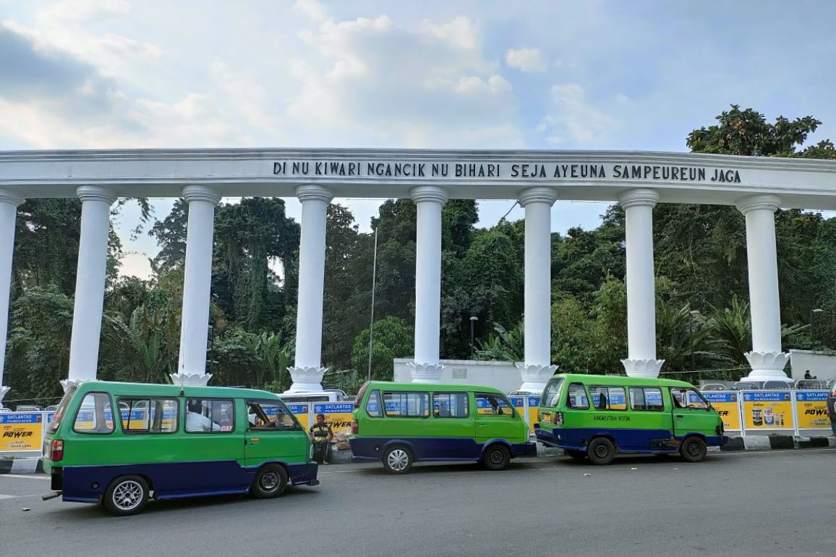 Menata transportasi di kota tempat tinggal presiden