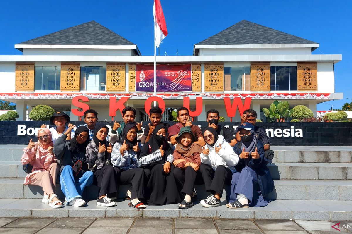 Mahasiswa dari Jakarta kagumi batas Indonesia-PNG
