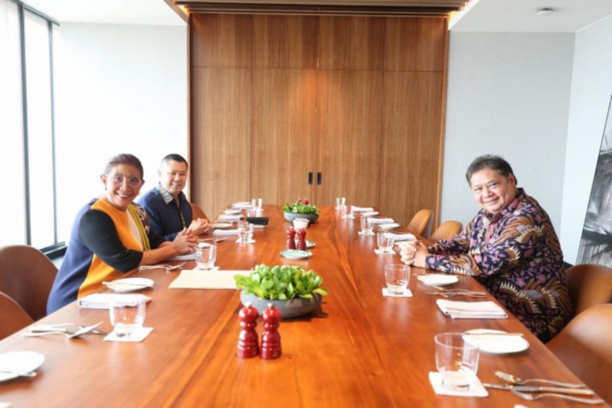 Hary Tanoesoedibjo, Airlangga dan Susi Pudjiastuti bertemu bahas Pemilu 2024
