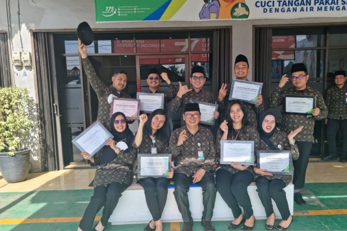 Karyawan BPJamsostek Padang Sidempuan berprestasi dapat reward