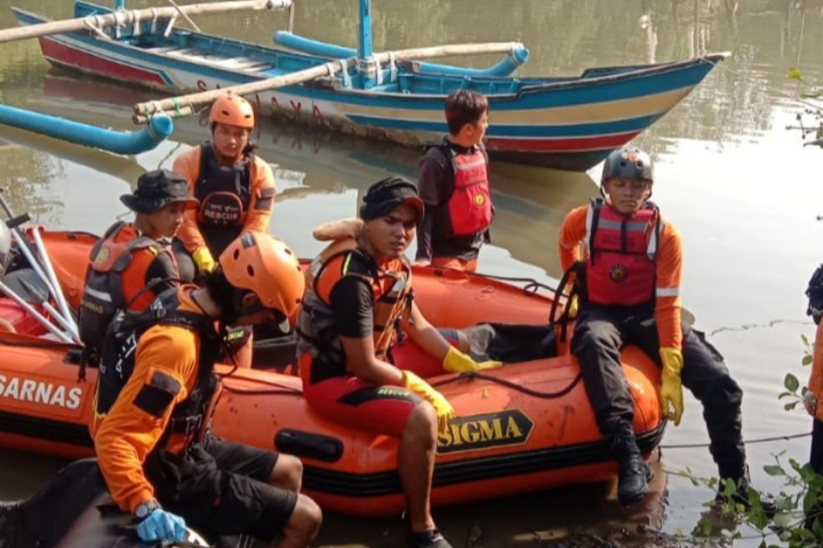 Tim SAR temukan jasad korban tenggelam di Muara Pertamina Tangerang